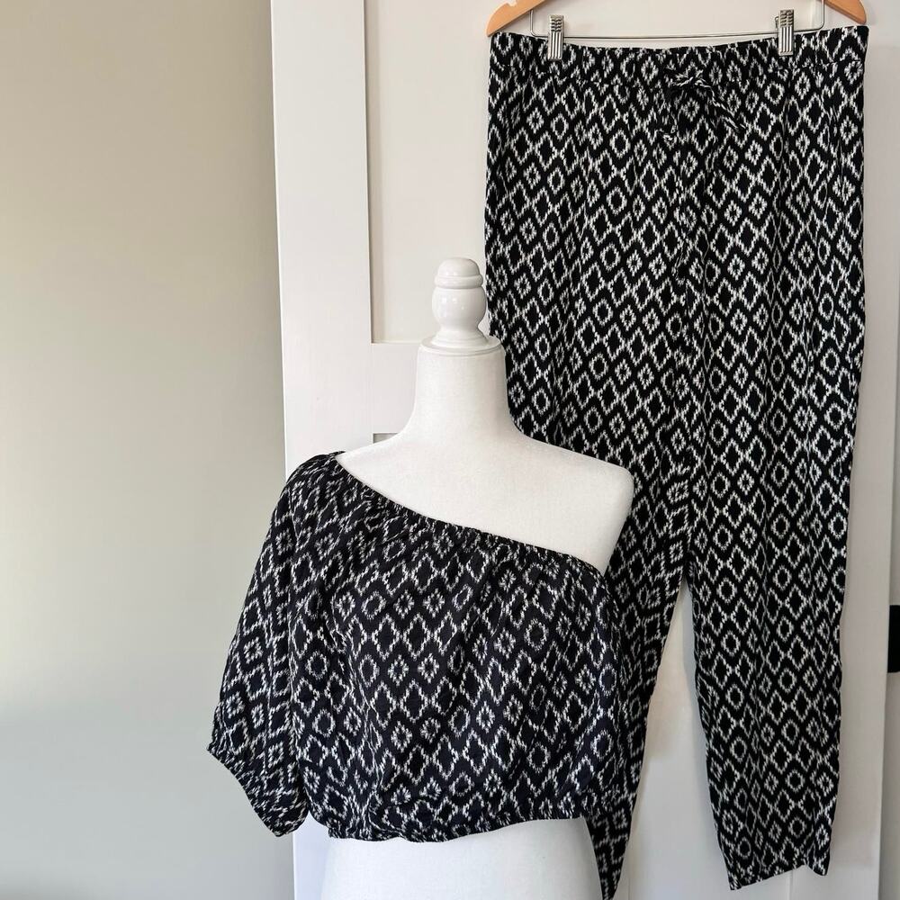 Banana Republic One Shoulder Crop Top and Flowy Pants Outfit Bundle Large NEW